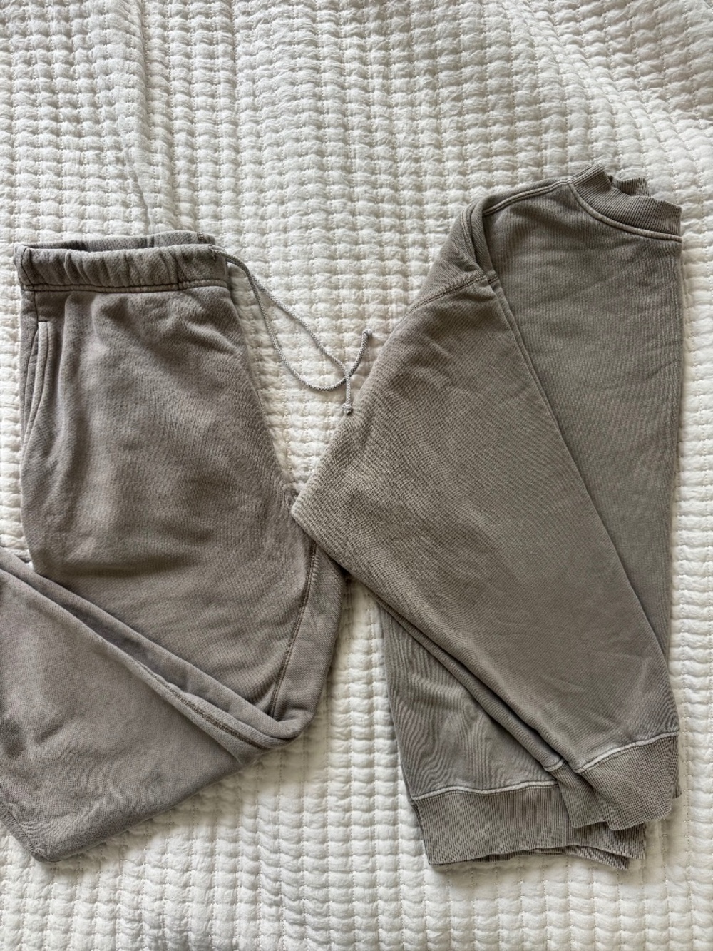Elwood Brown Sweat Set – Crewneck + Sweatpants Size Small